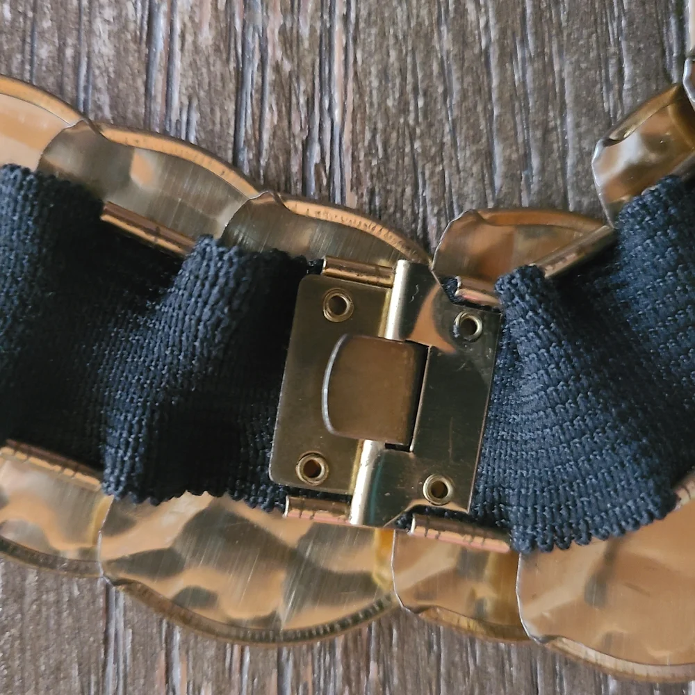 Vintage 80s Gold Hammered Disc Stretch Belt | Statement Gold Waist Cinch